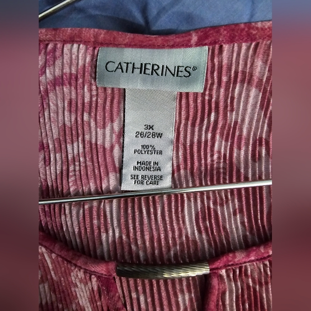 Catherines - Affinity Chain Pleated Blouse - 3X - Pink Print - 26W/28W - Picture 3 of 6